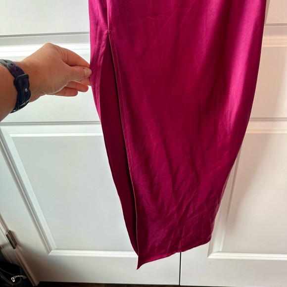 Princess Polly Lioness Walk The Line Maxi Dress Magenta NWT (Size 4) - Picture 5 of 11